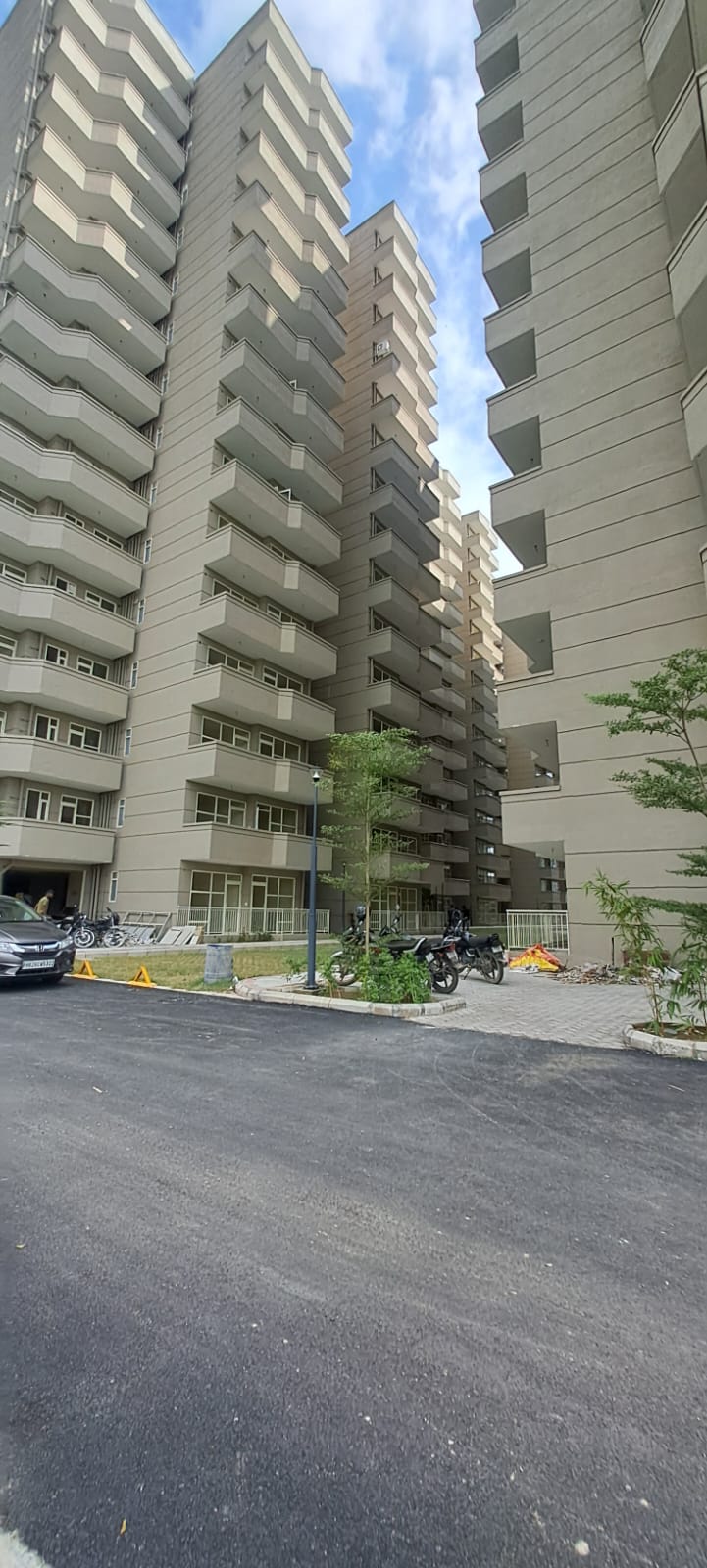 2 BHK Apartment For Rent in Pyramid Heights