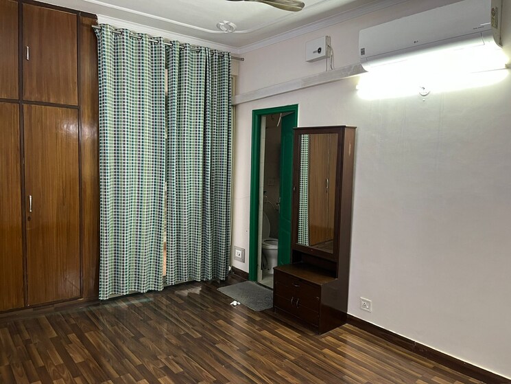 Room, piyush-heights 3 Bedroom 1576 Sq.Ft. Apartment In Sector 89 Faridabad 9623820