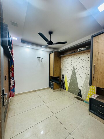 Bedroom in 2 BHK Builder Floor at Dwarka Mor – for Rent