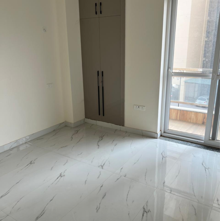 Room, opportune-crystal-mayberry 3 Bedroom 1361 Sq.Ft. Apartment In Malesemau Lucknow 9623840