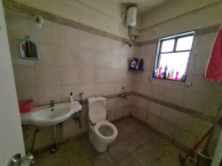 Bathroom, lunkad-amazon 2 Bedroom 1050 Sq.Ft. Apartment In Viman Nagar Pune 9623835