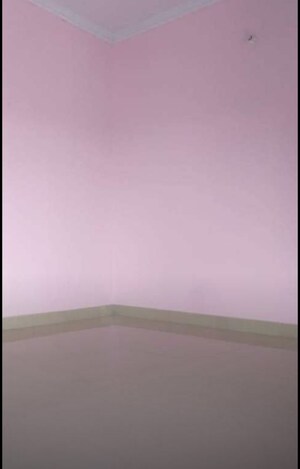 Room in 2 BHK Apartment at Hazratganj – for Sale