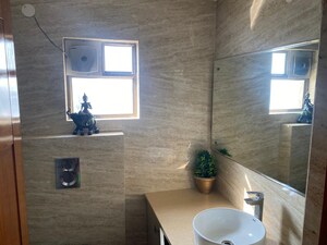 Bathroom in 3 BHK Apartment at Ardee City Palm Grove Heights, Sector 52 – for Rent