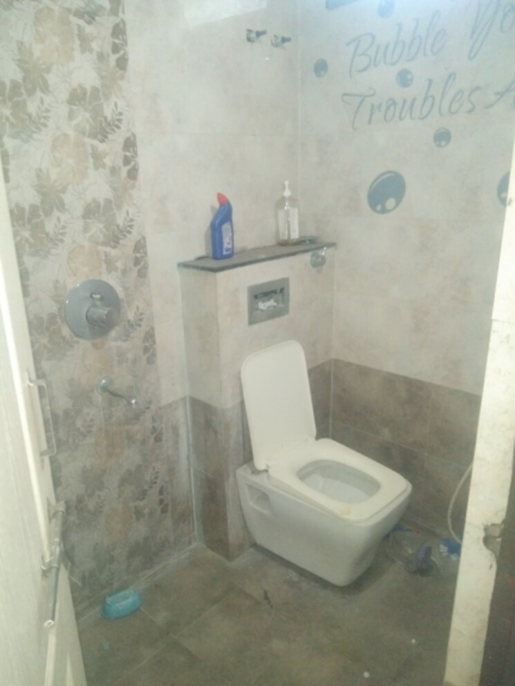 Bathroom, katara hills 3 Bedroom 1400 Sq.Ft. Apartment In Katara Hills Bhopal 9623877