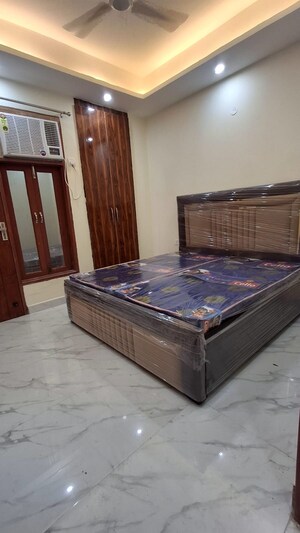 Bedroom in 2 BHK Builder Floor at Saket – for Rent