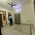 2 BHK + Servant Room 1000 Sq.Ft. Builder Floor in Chhattarpur 