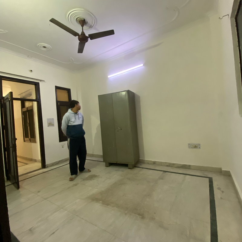2 BHK + Servant Room Builder Floor For Rent in Chhattarpur 