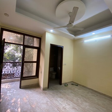 2 BHK Builder Floor For Rent in Chattarpur