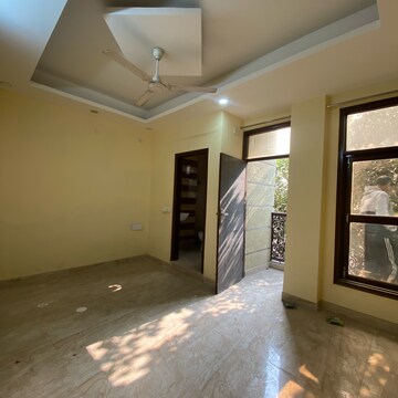 Room in 2 BHK Builder Floor at Chattarpur – for Rent