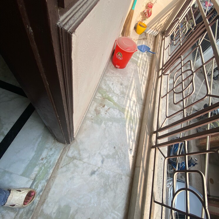 Balcony, chattarpur 2 Bedroom 850 Sq.Ft. Builder Floor In Chattarpur Delhi 9623904