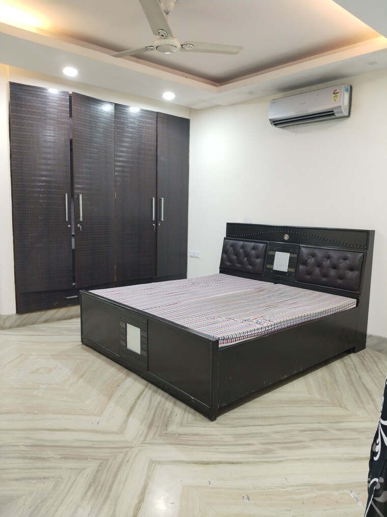 Master Bedroom, shivalik colony 3 Bedroom 1800 Sq.Ft. Apartment In Shivalik Colony Delhi 9623919