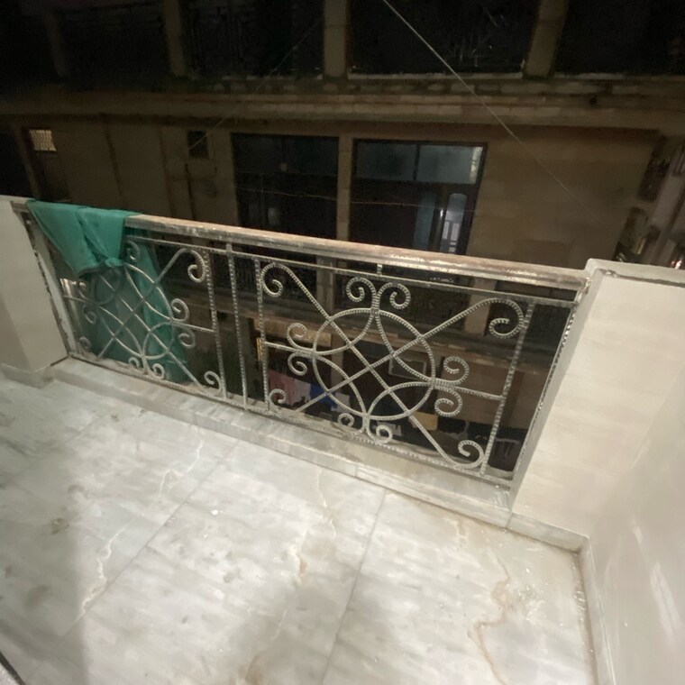 Balcony, chattarpur 1 Bedroom 600 Sq.Ft. Builder Floor In Chattarpur Delhi 9623922