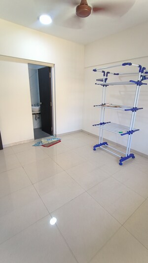 Room in 2 BHK Apartment at Alliance Fortuna Blue, Lower Parel – for Rent