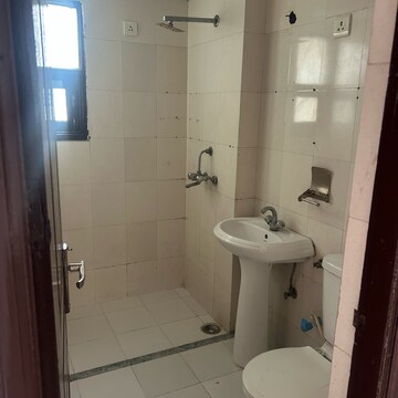 Bathroom in 3 BHK Apartment at TDI City Kingsbury, Sector 61 – for Rent