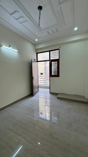 Room in 2 BHK Builder Floor at Chattarpur – for Rent