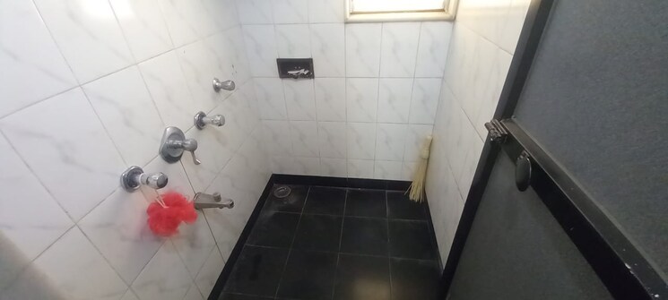 Bathroom, alica-nagar-chs 2 Bedroom 550 Sq.Ft. Apartment In Kandivali East Mumbai 9623932