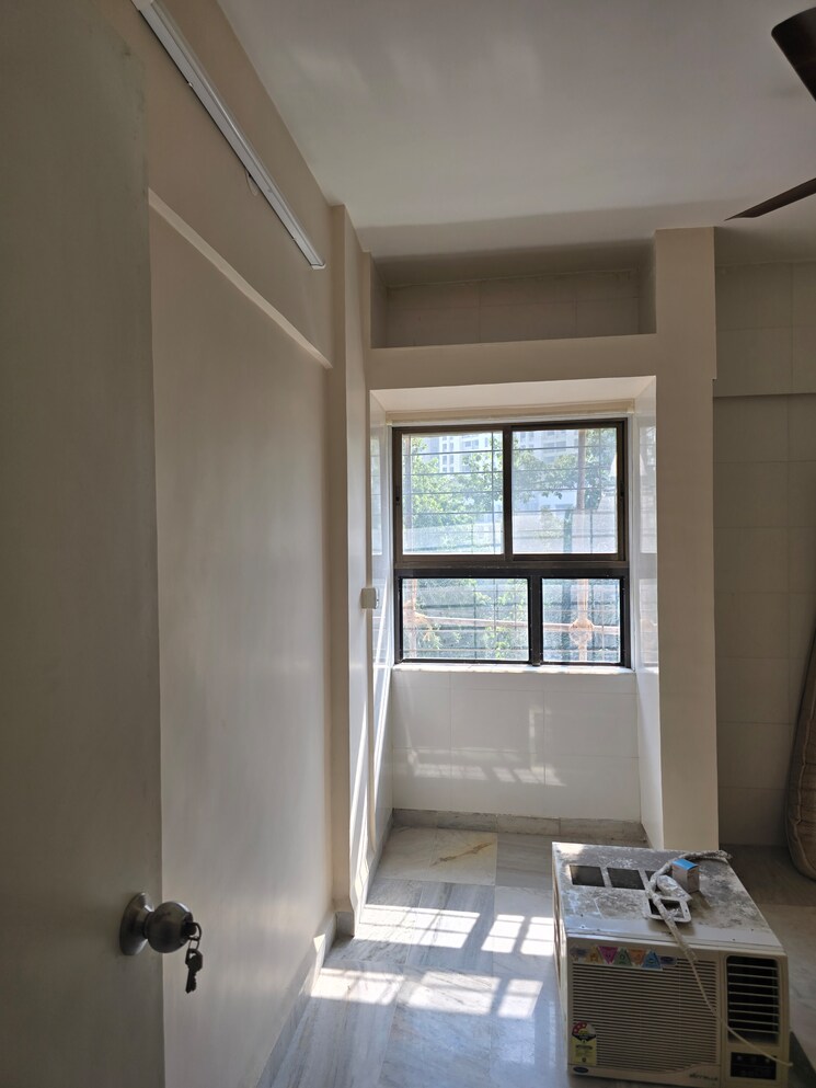 Room, shubharambh-complex 2 Bedroom 950 Sq.Ft. Apartment In Manpada Thane 9623964