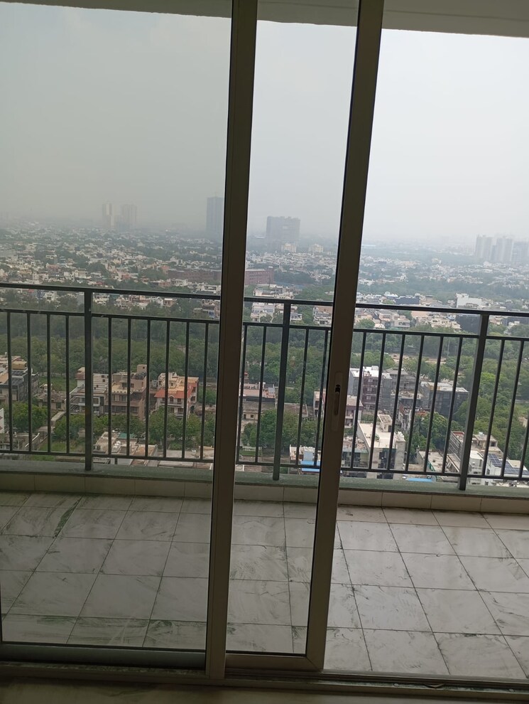 Balcony, godrej-woods 4 Bedroom 2259 Sq.Ft. Apartment In Sector 43 Noida 9623968