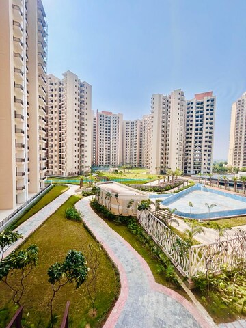 2 BHK Apartment For Rent in Rishabh Cloud Habitate9 Towers, Vaishali Sector 9
