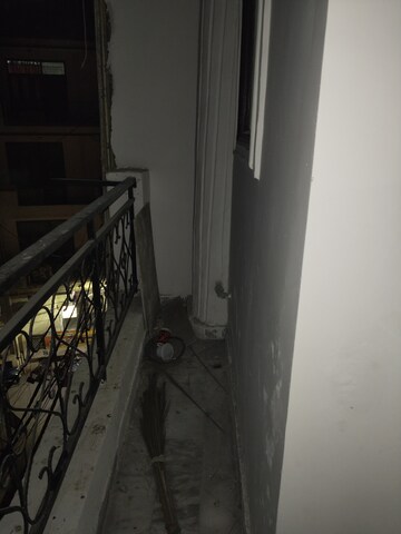 Balcony in 1 BHK Apartment at Khirki Extension – for Rent