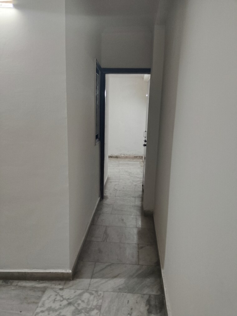 Other, khirki extension 1 Bedroom 400 Sq.Ft. Apartment In Khirki Extension Delhi 9623988