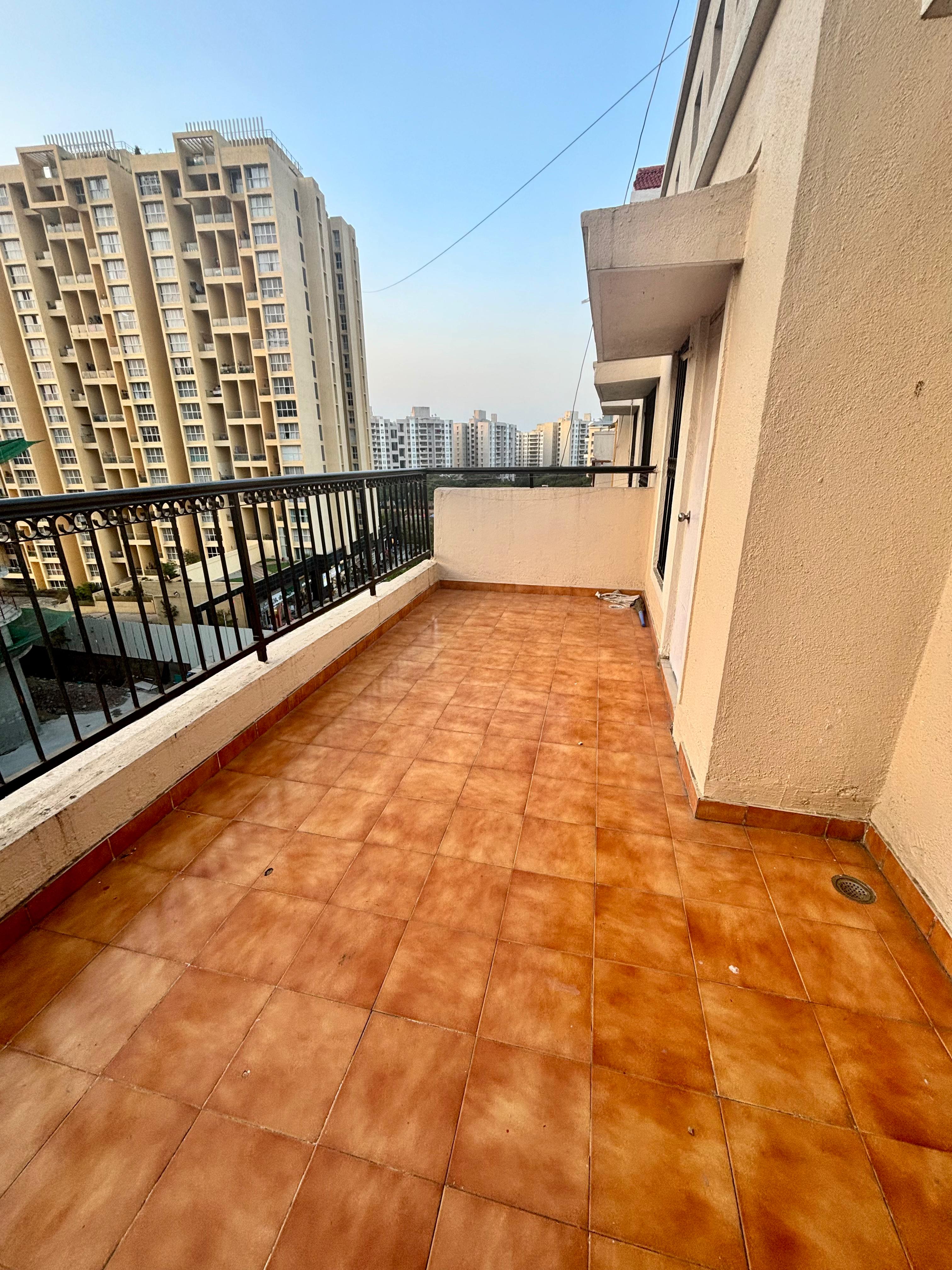 2 BHK Apartment For Rent in Goel Ganga Constella