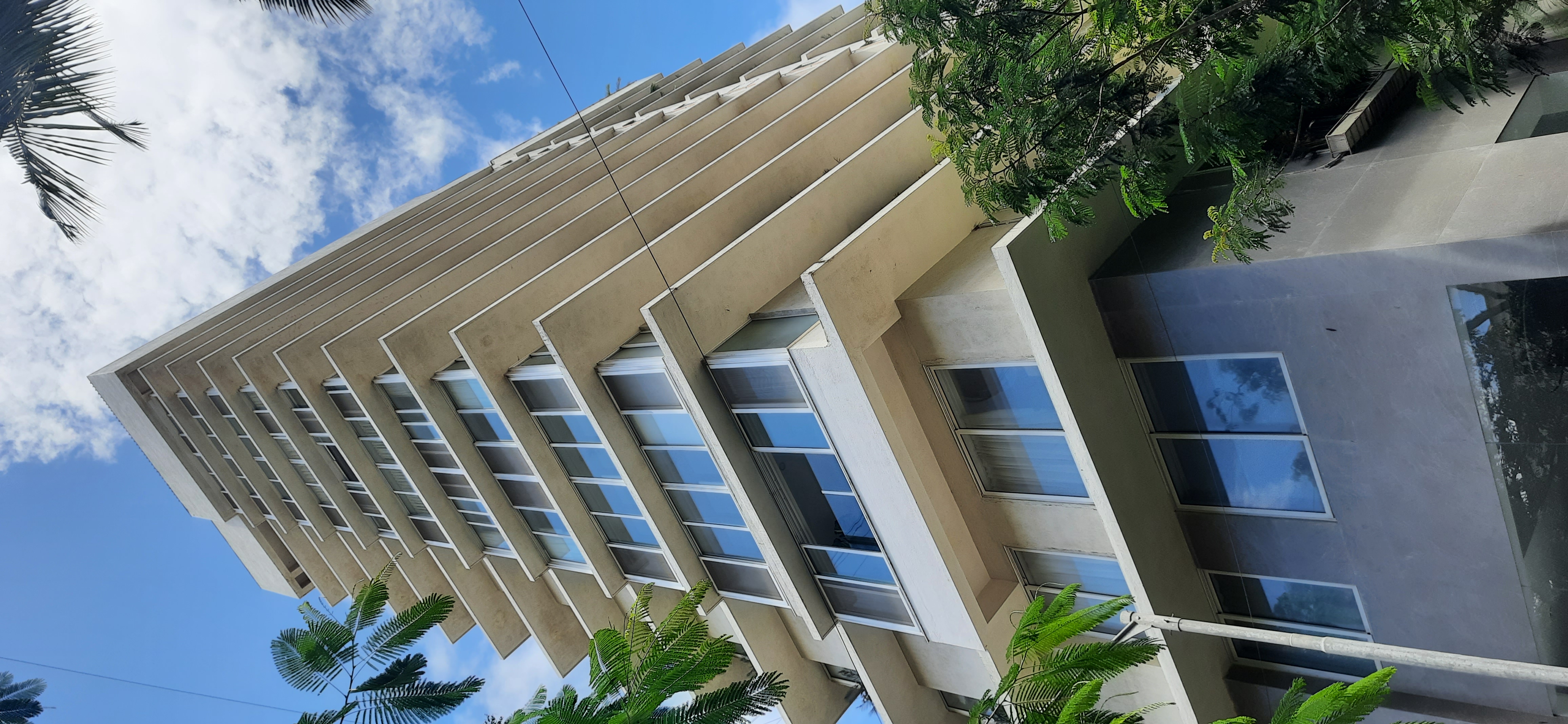 4 BHK + Servant Room Apartment For Sale in Brand Newbuilding