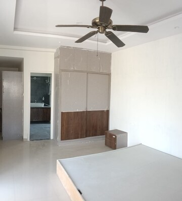 Room in 3 BHK Apartment at Jains Aashraya, Bannerghatta – for Rent