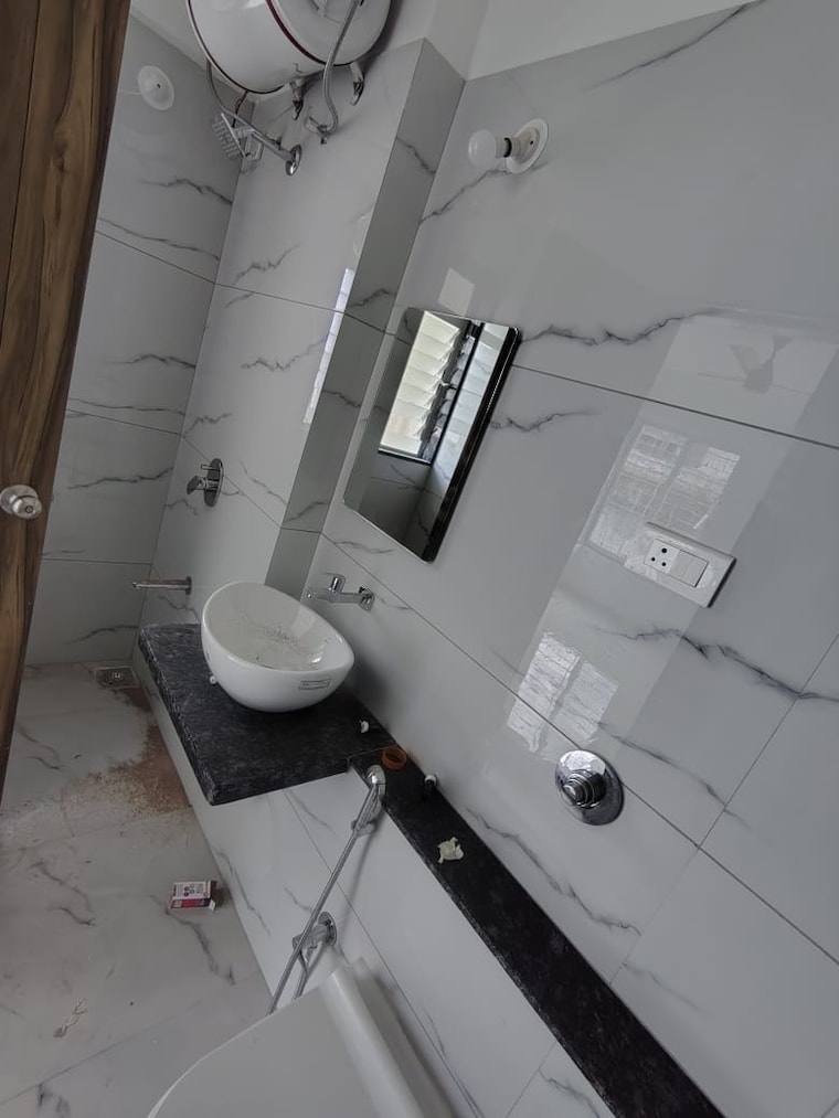 Bathroom, baner 2 Bedroom 750 Sq.Ft. Apartment In Baner Pune 9624054
