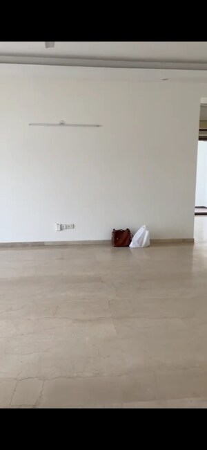 Room in 6+ BHK Apartment at TGB Meghdutam, Sector 50 – for Rent