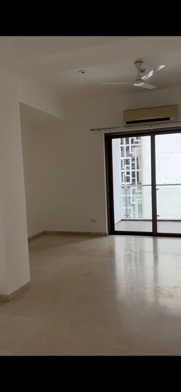 Room in 6+ BHK Apartment at TGB Meghdutam, Sector 50 – for Rent