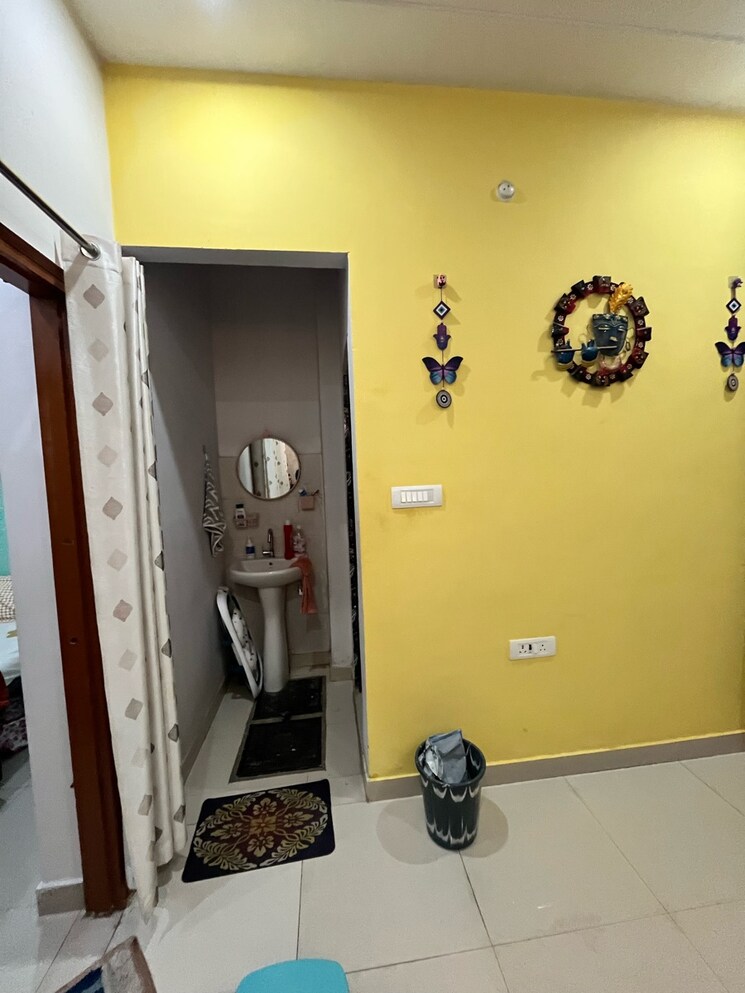 Other, chinhat 3.5 Bedroom 1500 Sq.Ft. Independent House In Chinhat Lucknow 9624028
