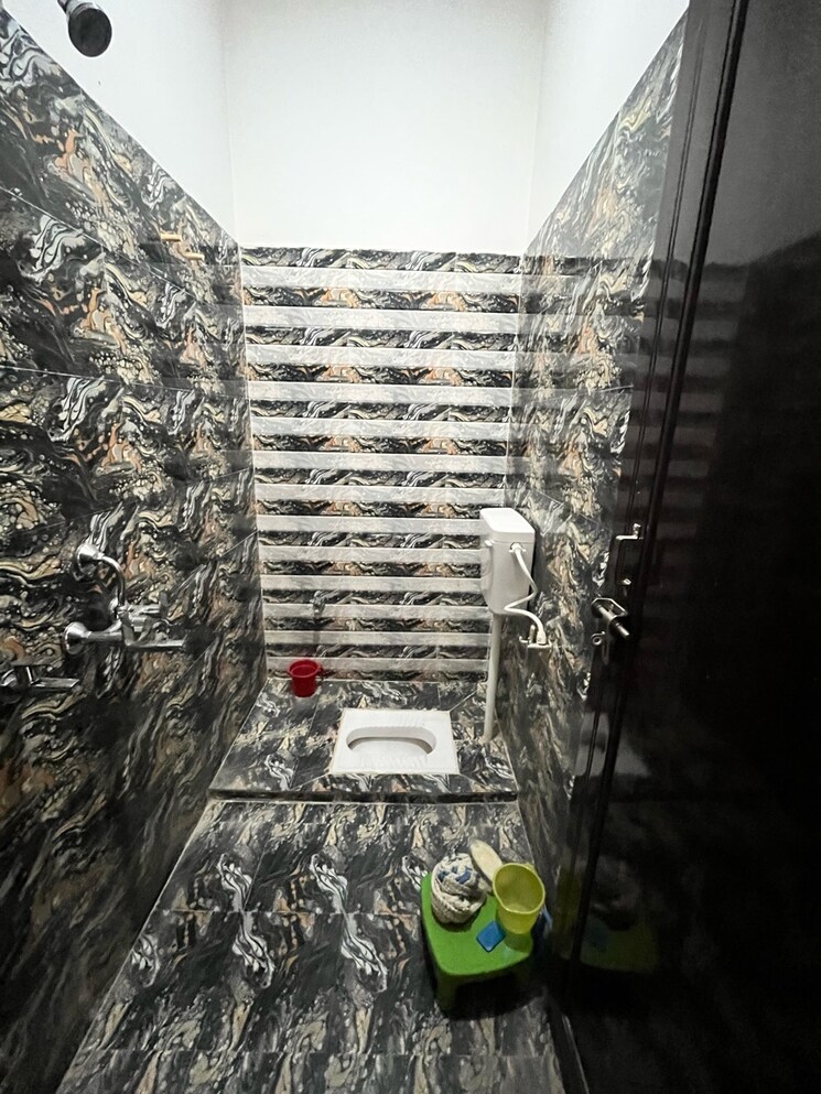 Bathroom, chinhat 3.5 Bedroom 1500 Sq.Ft. Independent House In Chinhat Lucknow 9624028