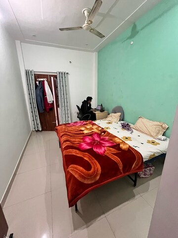 Bedroom in 3.5 BHK Independent House at Chinhat – for Rent
