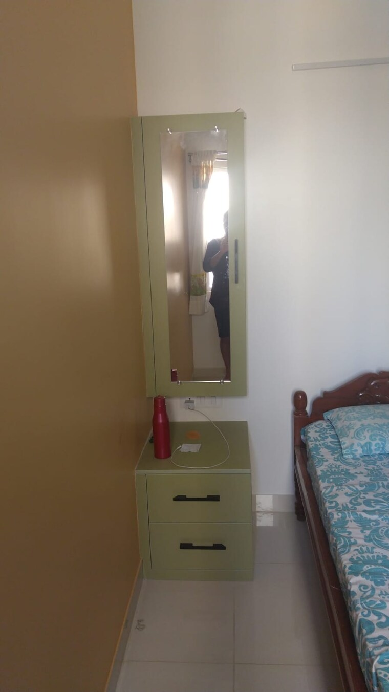 Room, prestige-primrose-hills 2 Bedroom 988 Sq.Ft. Apartment In Banashankari 6th Stage Bangalore 9624056