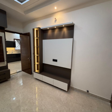 Room in 4 BHK Independent House at Patiala Road – for Sale