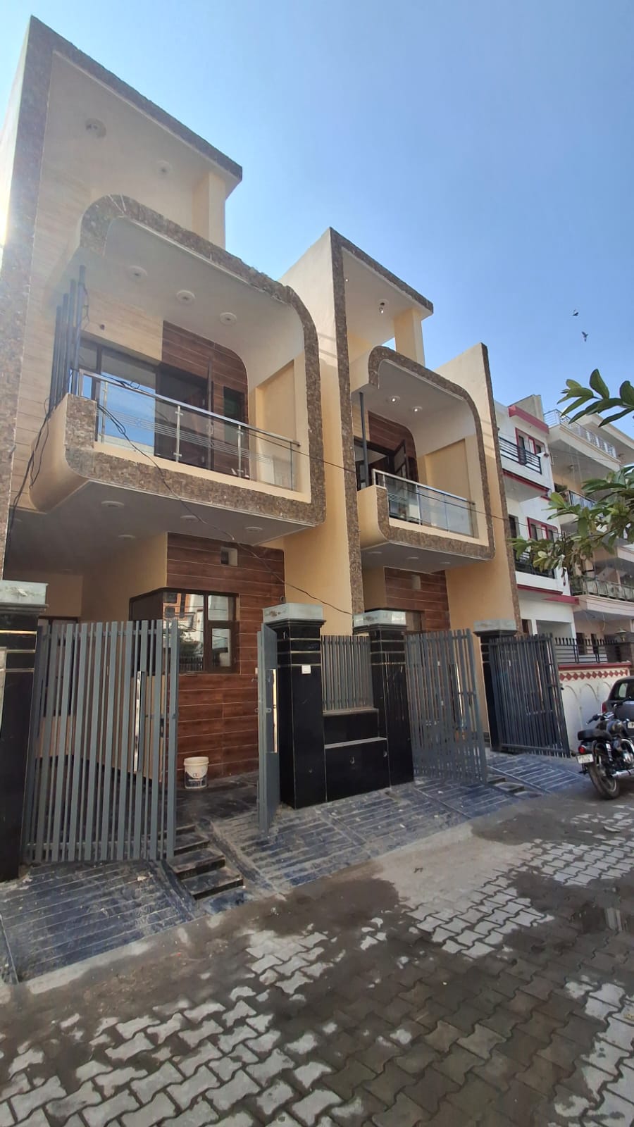 3 BHK + Pooja Room Villa For Sale in Kavyansh Real Estate