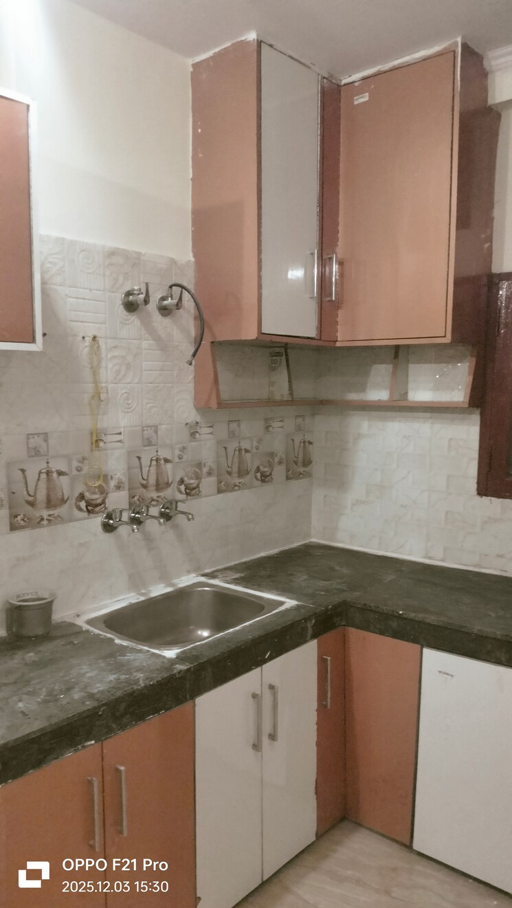 Kitchen, sahayog-chs-vasundhara-sector-9 3.5 Bedroom 112 Sq.Mt. Apartment In Vasundhara Sector 9 Ghaziabad 9624082