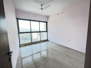 2 BHK Apartment For Rent in Rajesh White City, Kandivali East