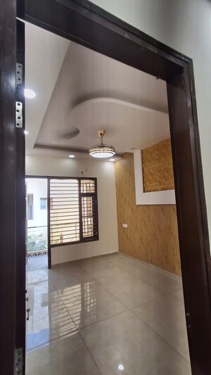 Room in 3 BHK Independent House at Dhakoli – for Sale