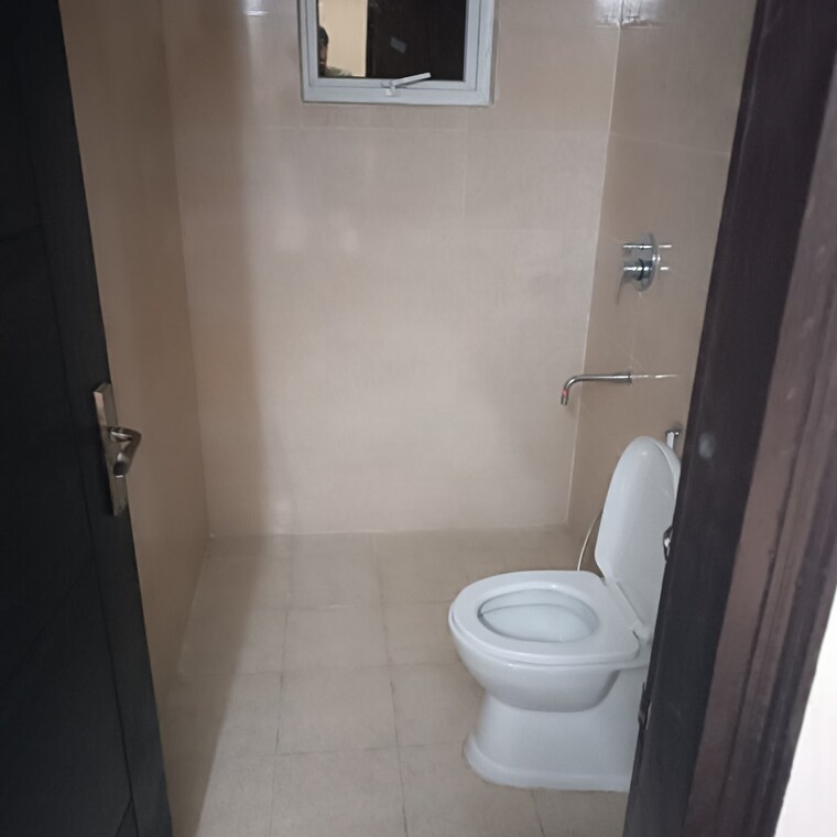 Bathroom, signature-global-park-4-and-5 3 Bedroom 1120 Sq.Ft. Apartment In Sohna Sector 34 Gurgaon 9624119