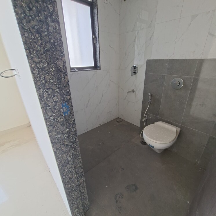 Bathroom, borivali east 3 Bedroom 1050 Sq.Ft. Apartment In Borivali East Mumbai 9624110