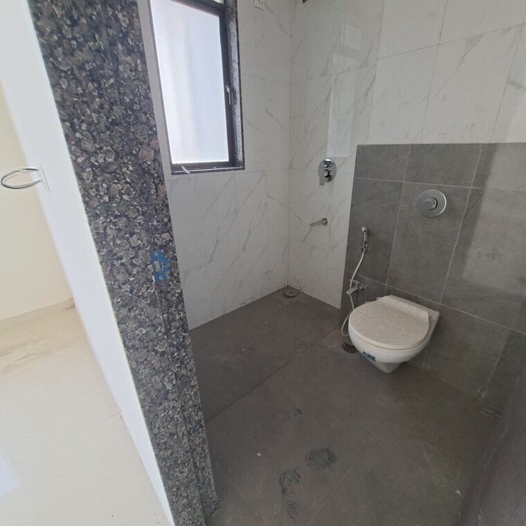 Bathroom, borivali east 3 Bedroom 1050 Sq.Ft. Apartment In Borivali East Mumbai 9624110