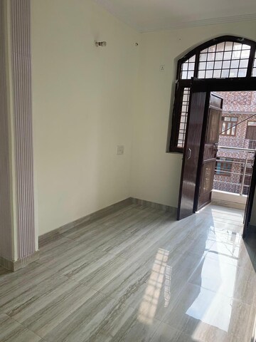 Bedroom in 2 BHK Builder Floor at RWA Residential Society Sector 46, Sector 46 – for Rent
