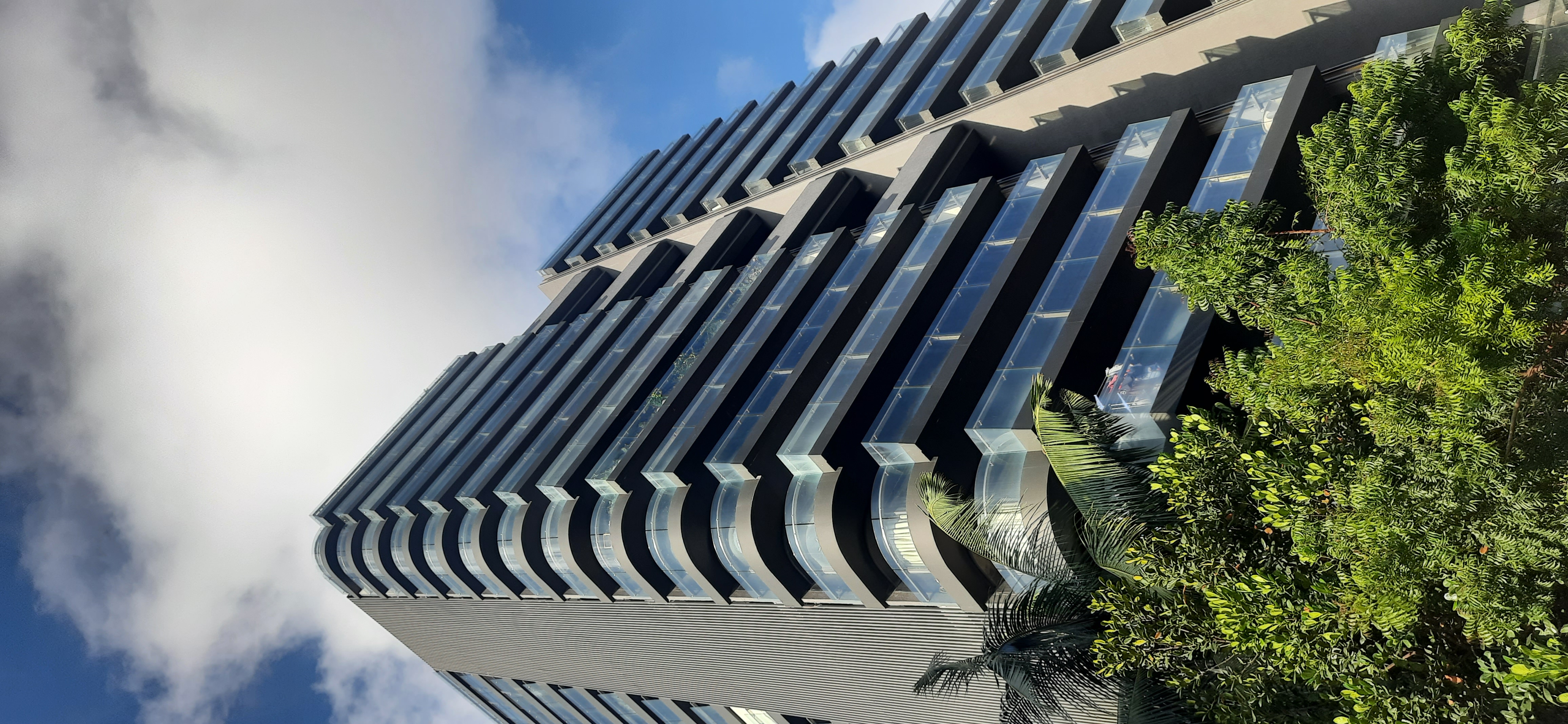 3 BHK + Servant Room Apartment For Sale in Off Linking Road