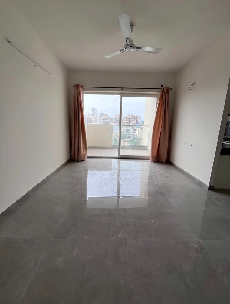 Room, tulip-yellow 3 Bedroom 1704 Sq.Ft. Apartment In Sector 69 Gurgaon 9624157