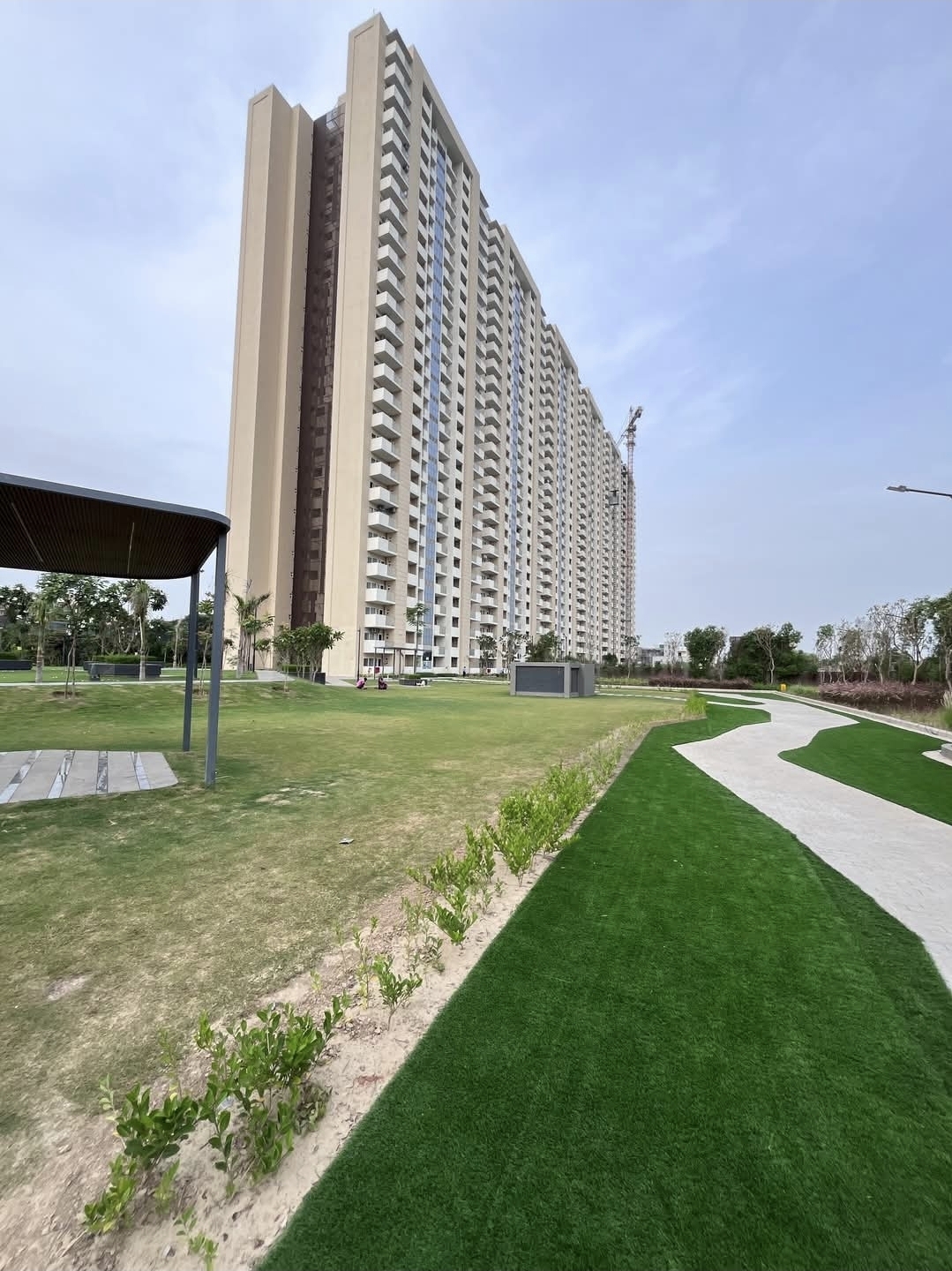 3 BHK 1704 Sq.Ft. Apartment in Tulip Yellow