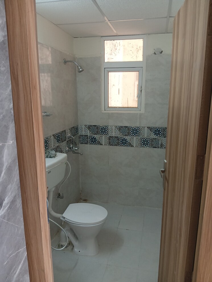 Bathroom, signature-global-prime 2 Bedroom 573 Sq.Ft. Apartment In Sector 63a Gurgaon 9624161