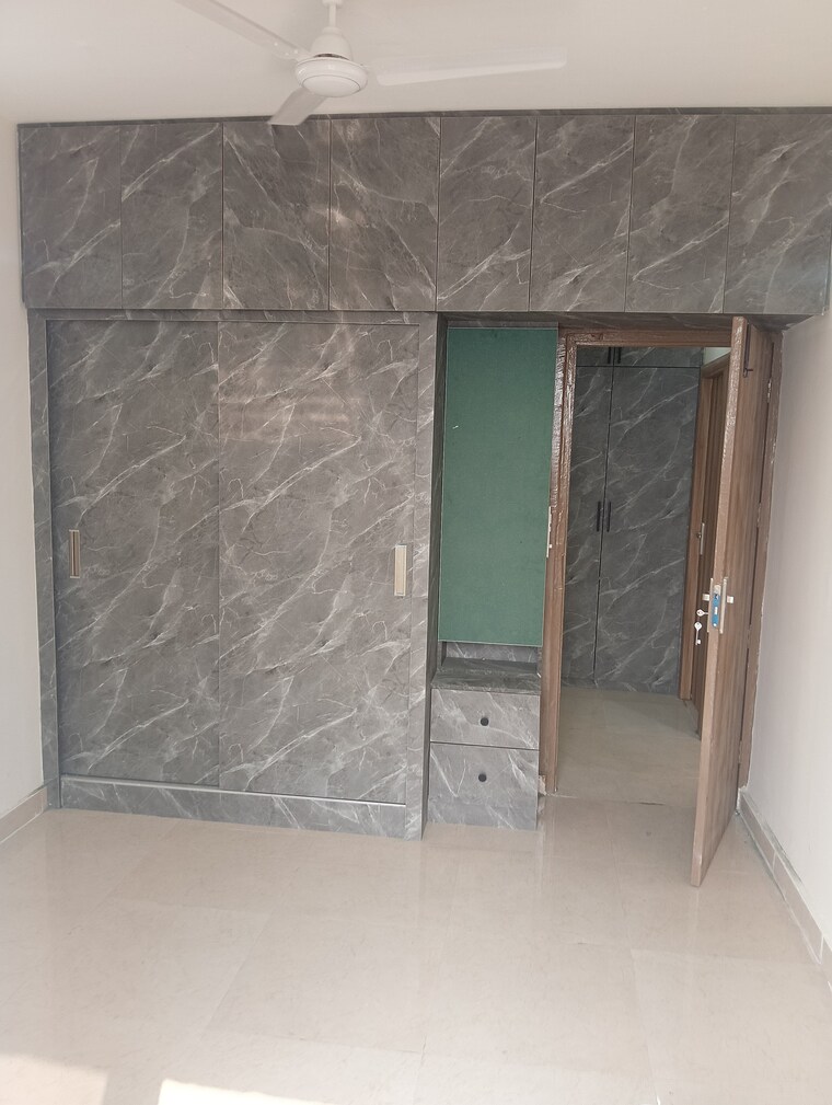 Room, signature-global-prime 2 Bedroom 573 Sq.Ft. Apartment In Sector 63a Gurgaon 9624161