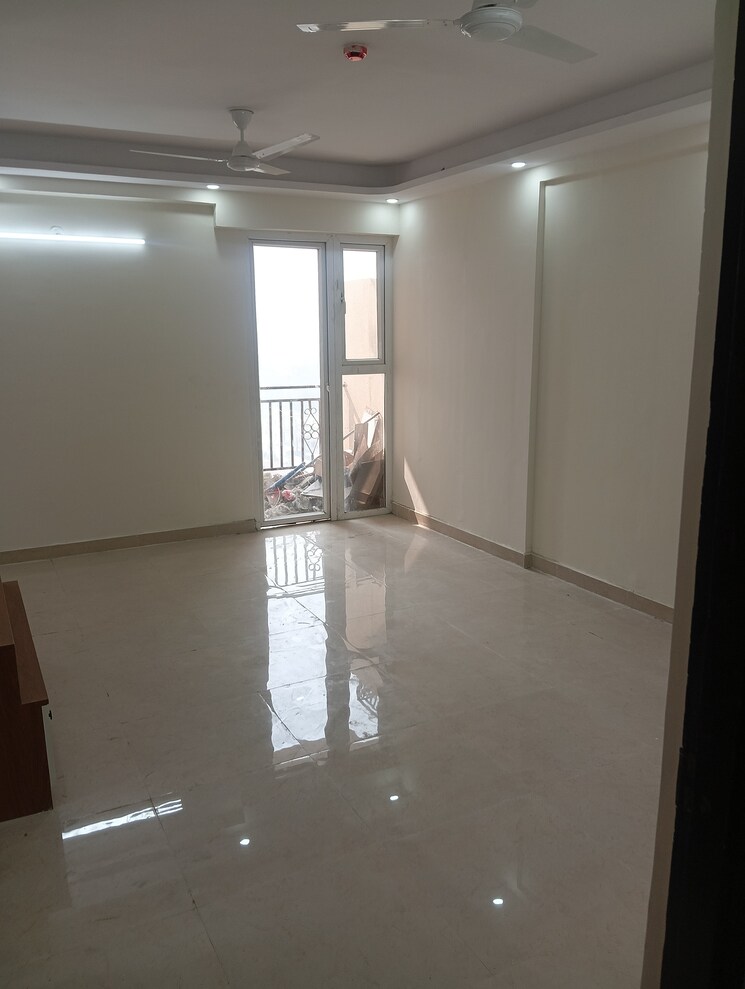 Room, signature-global-prime 2 Bedroom 573 Sq.Ft. Apartment In Sector 63a Gurgaon 9624161